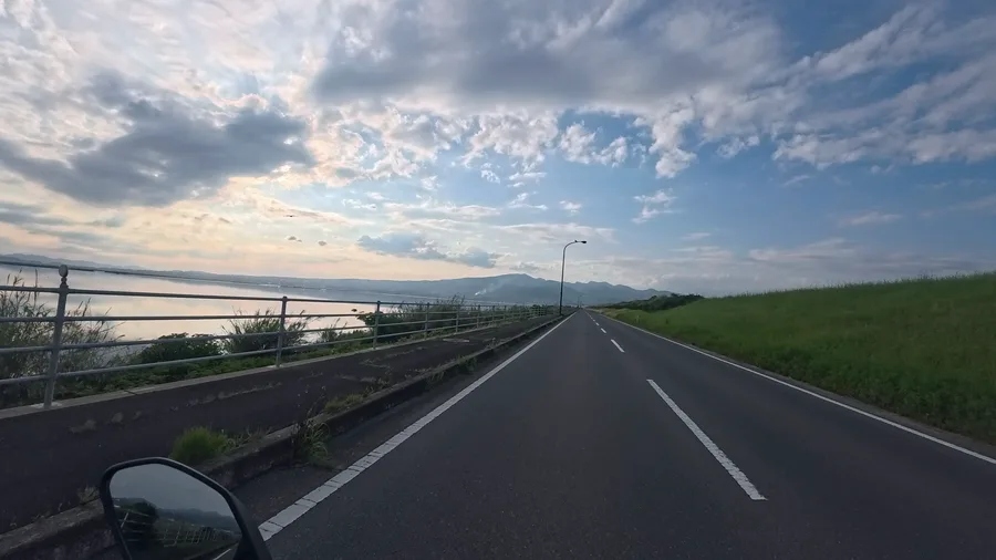 諫早湾干拓堤防道路
