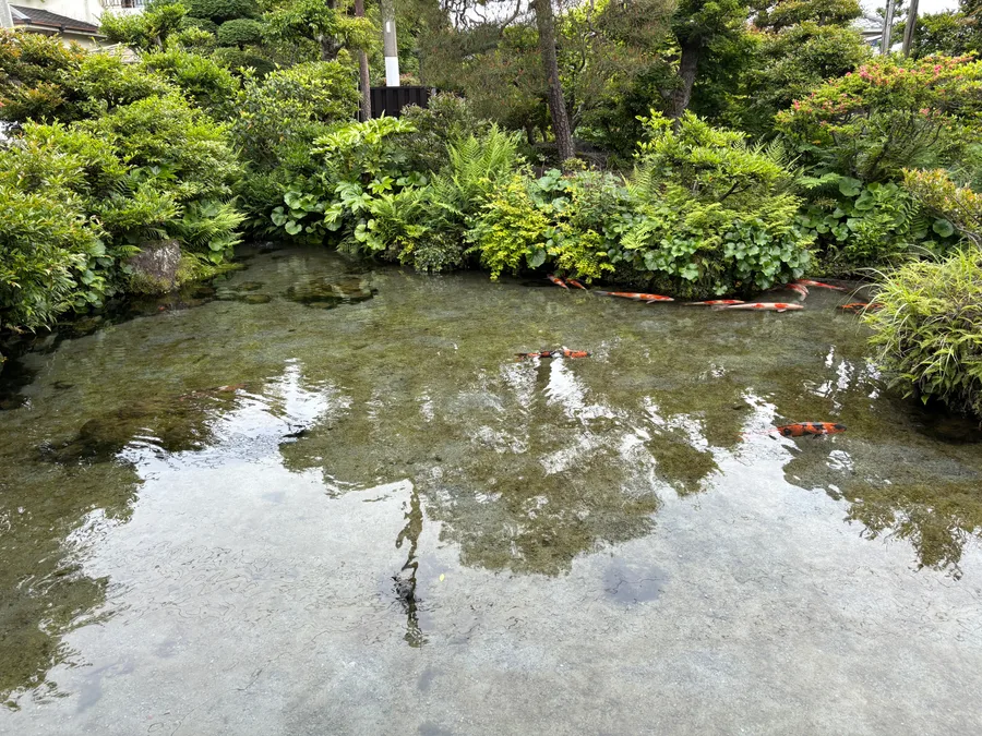 湧水庭園四明荘