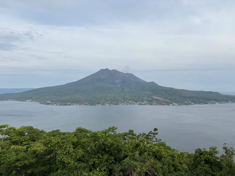 鹿児島県立吉野公園から見る桜島